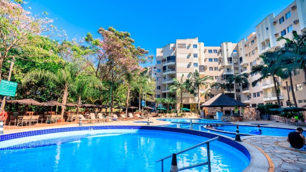 Hospedagem Thermas Paradise Residence | R$ 350.00 diária - 6 adultos + 1 chd | 2 quartos